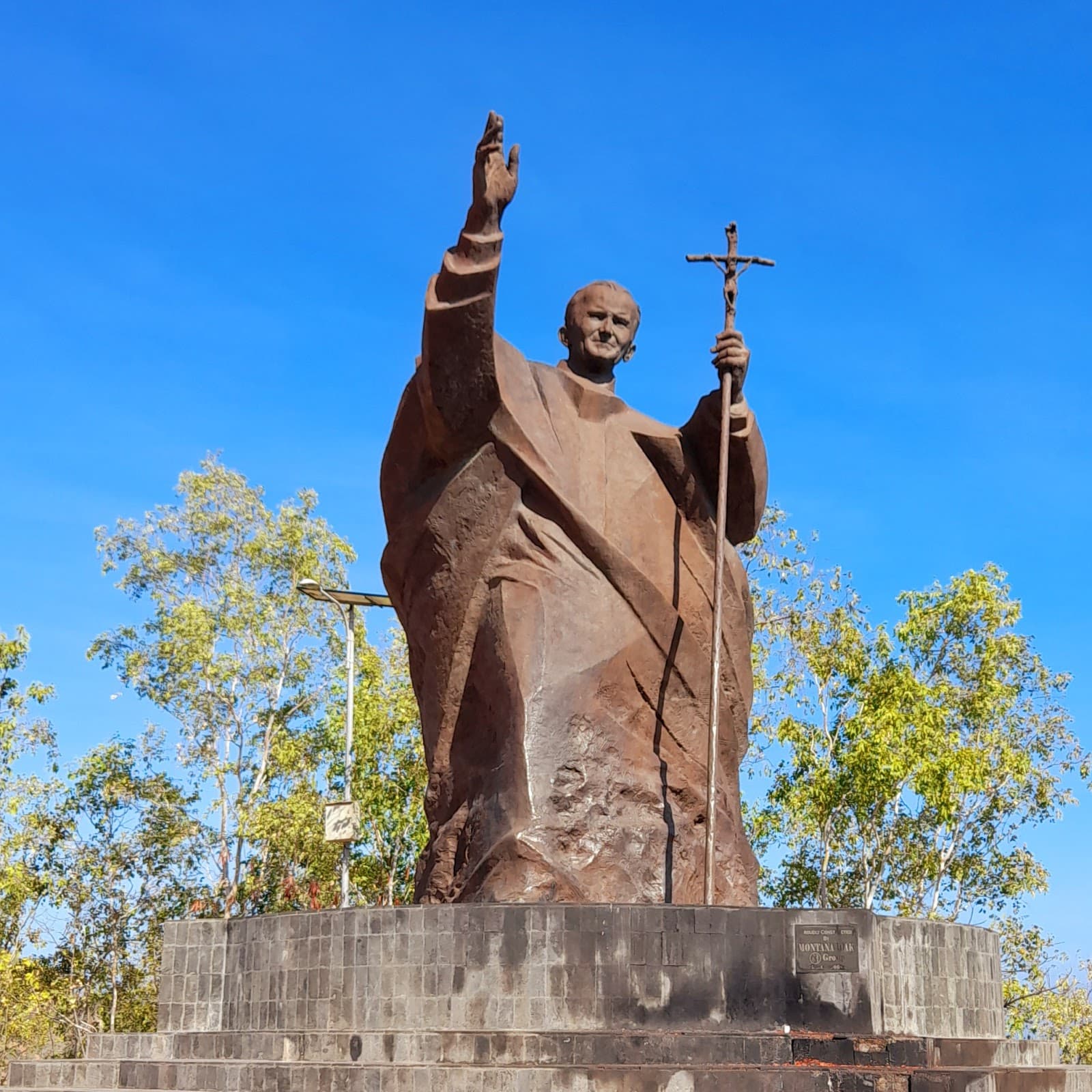 Pope John Paul II Monument (Tasi Tolu) - Image 1