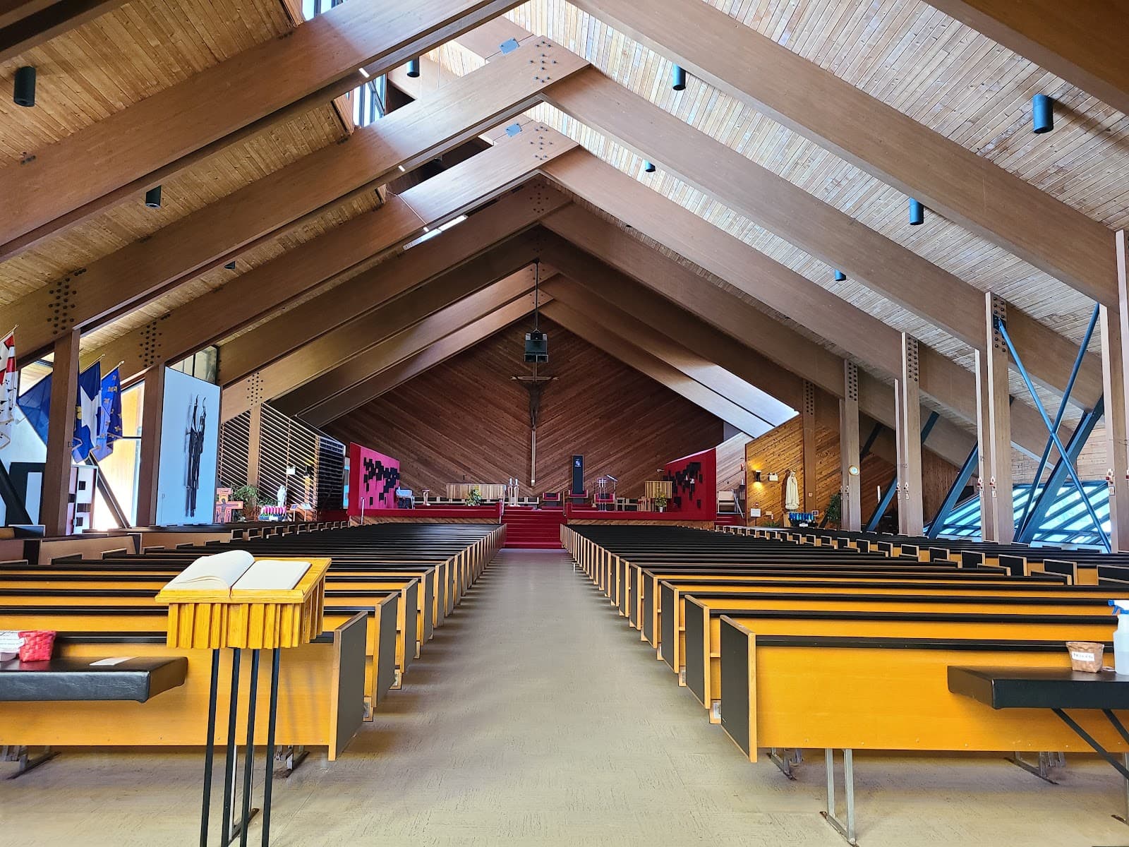 Cathédrale du Christ-Roi (Gaspé Cathedral) - Image 1