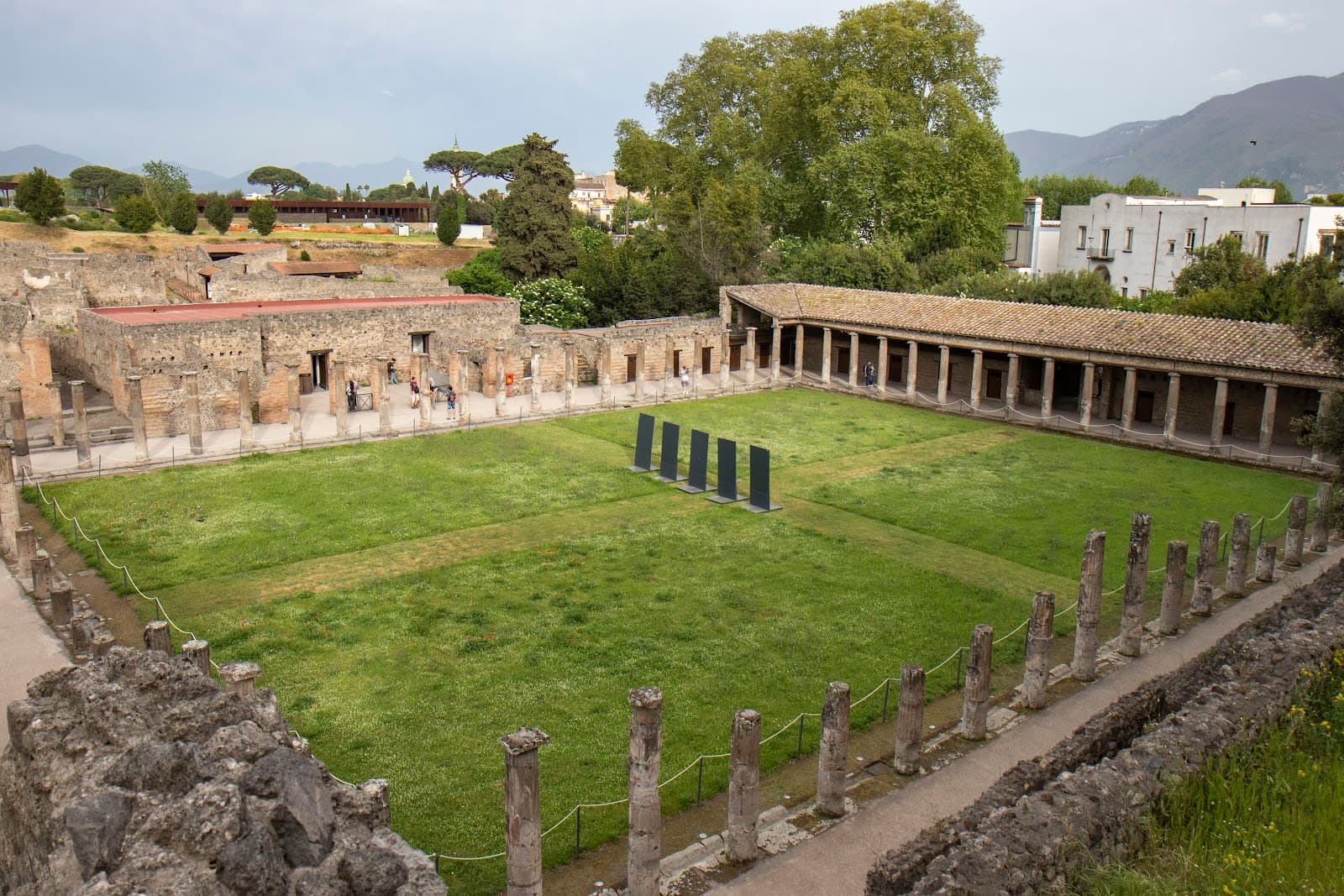Gladiators' Barracks Quadriporticus - Image 1