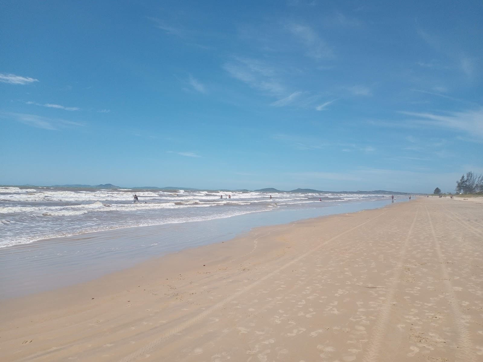 Praia do Unamar - Image 1