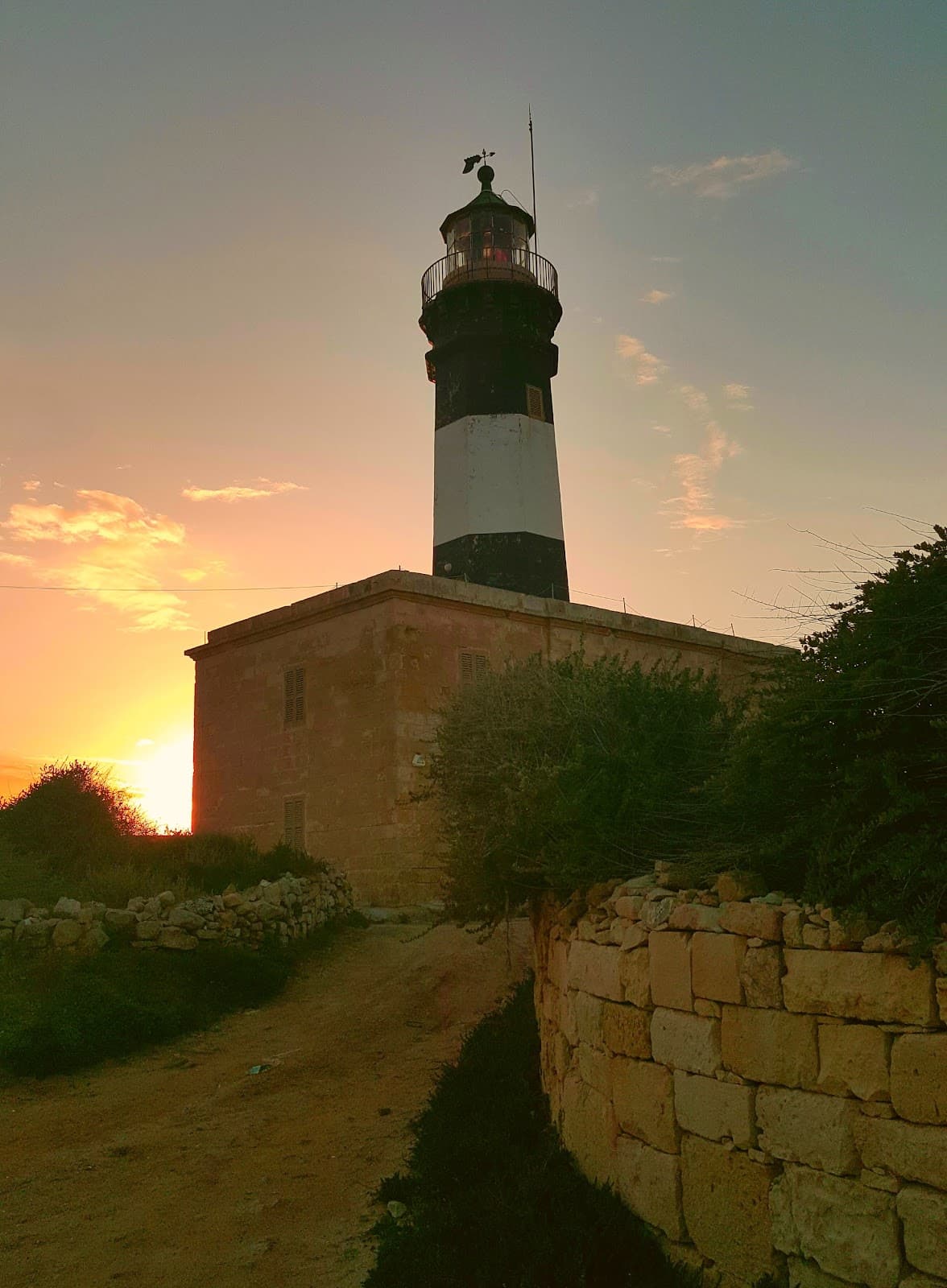 Delimara Lighthouse - Image 1