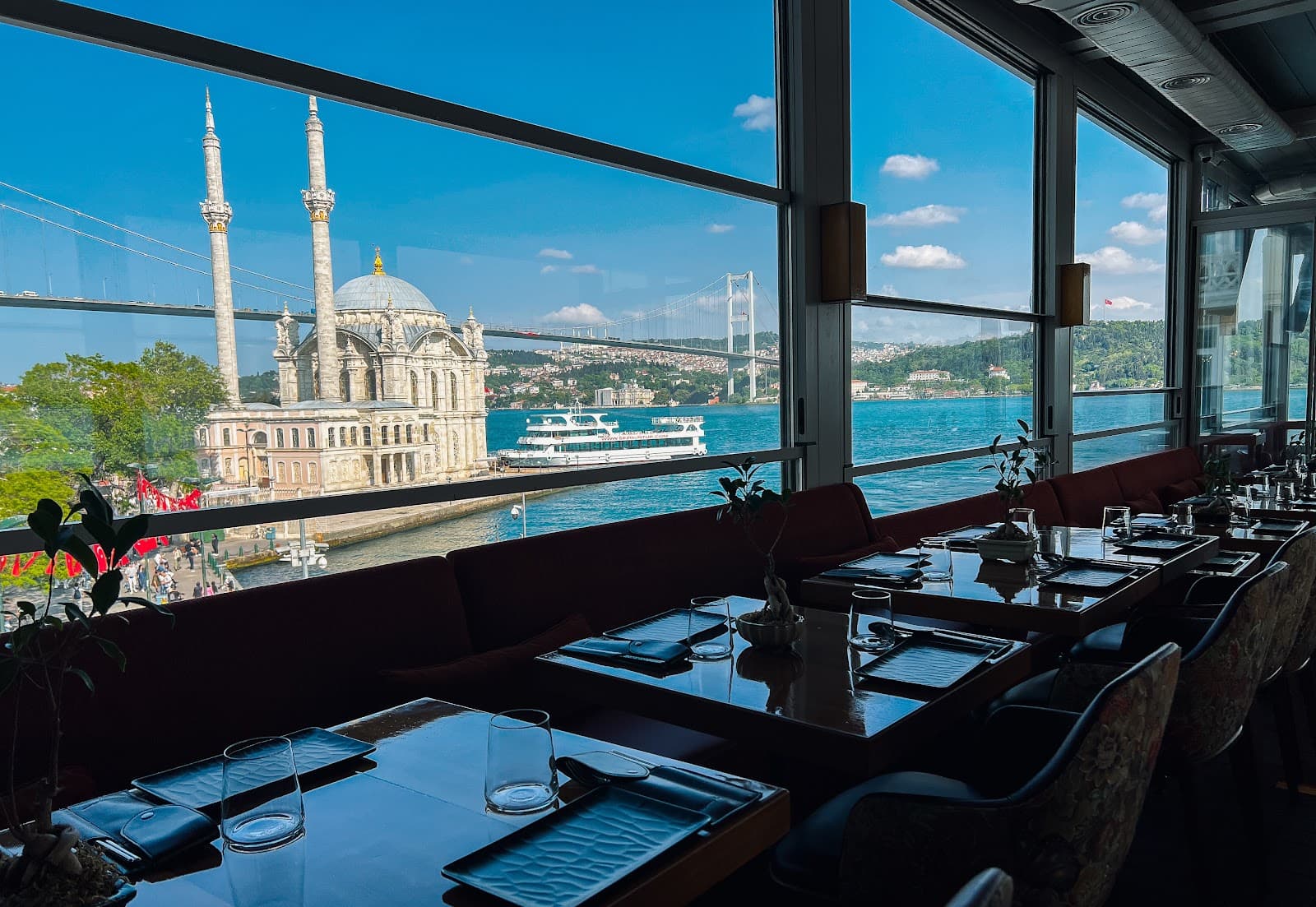 Banyan Restaurant - Image 1