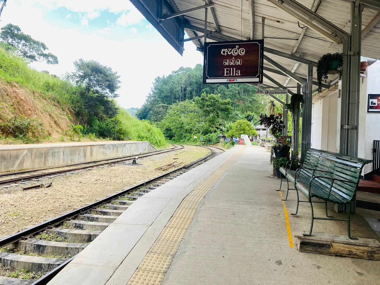 Charming Station Atmosphere