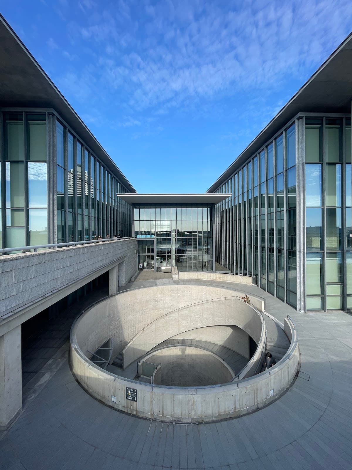 Hyogo Prefectural Museum of Art - Image 1