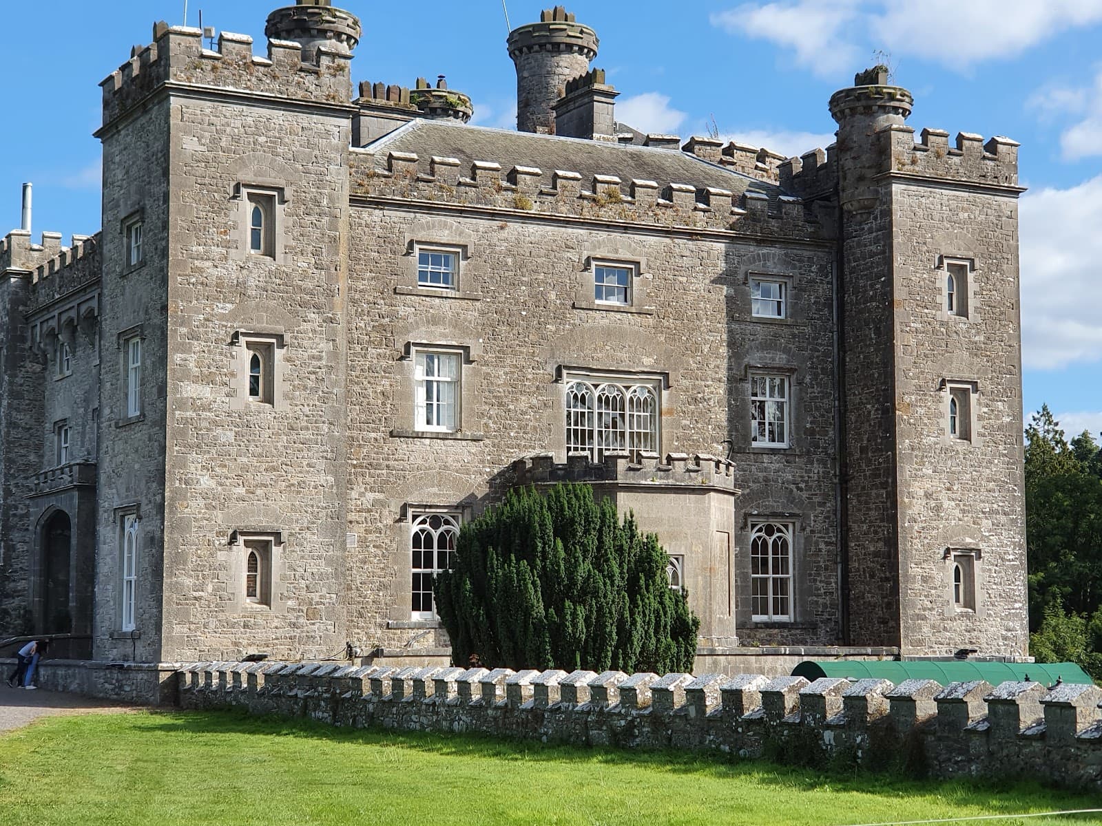 Slane Castle - Image 1