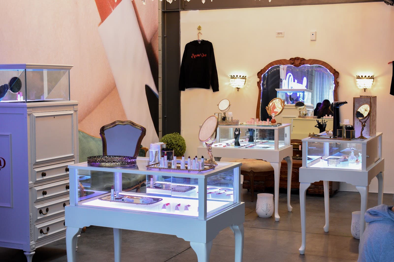 Apple Doll - Image 1