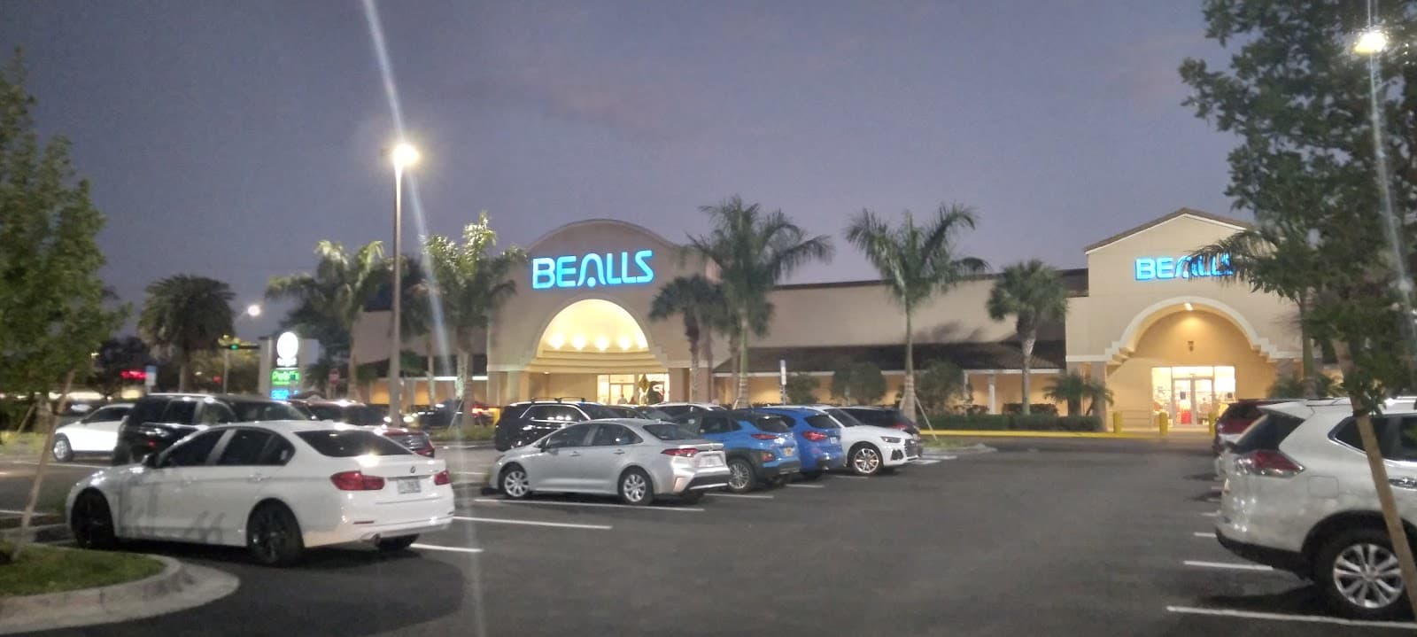 Bealls, Naples, FL, USA - Image 1
