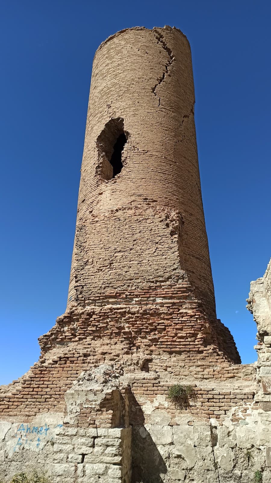 Great Mosque of Van (Ulu Cami) Ruins - Image 1