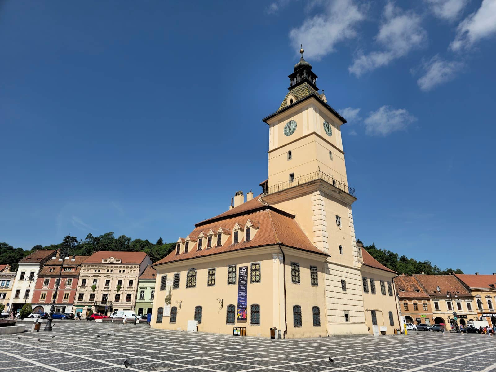 Piața Sfatului Atmosphere