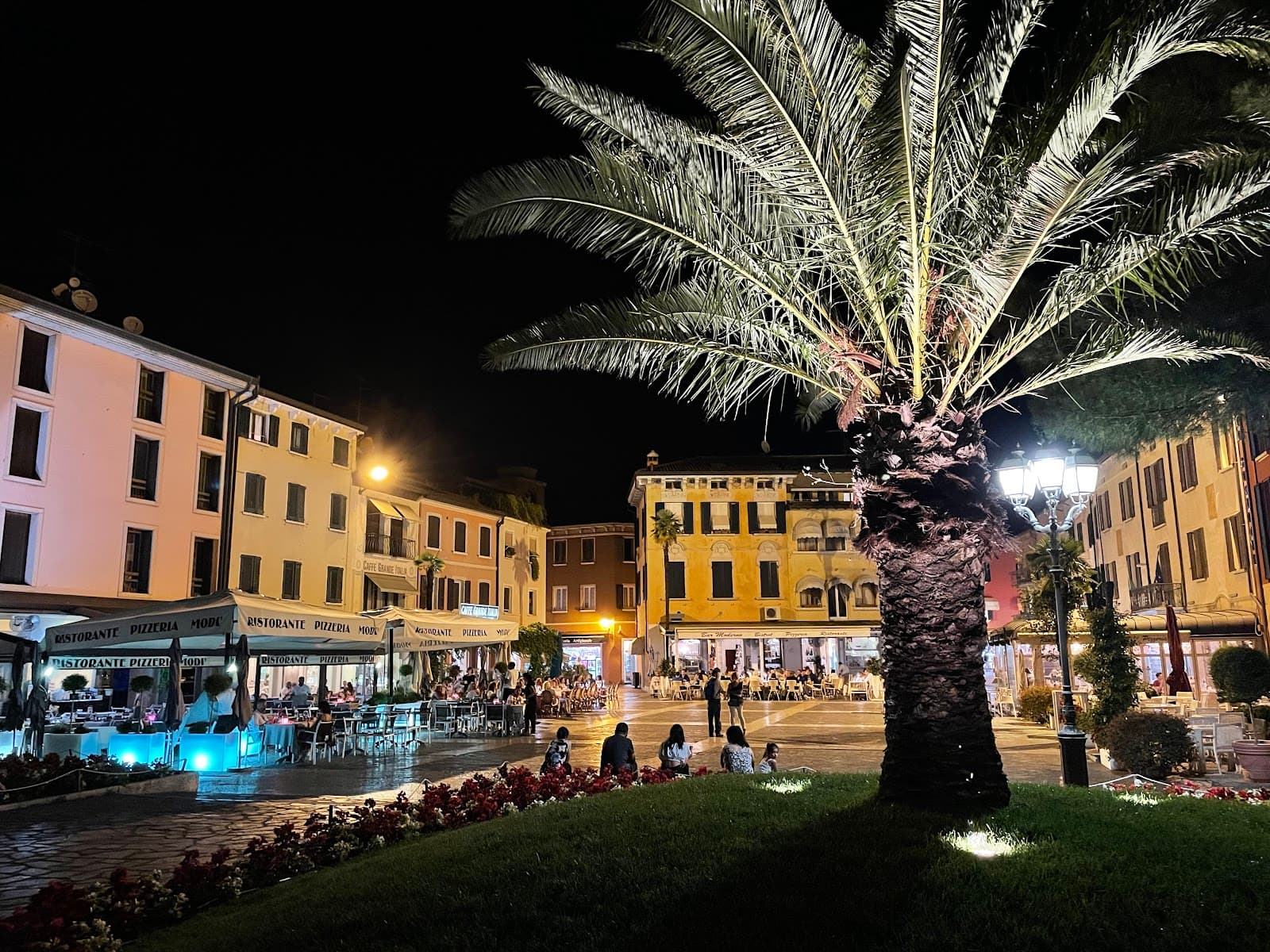 Sirmione Historic Center - Image 1