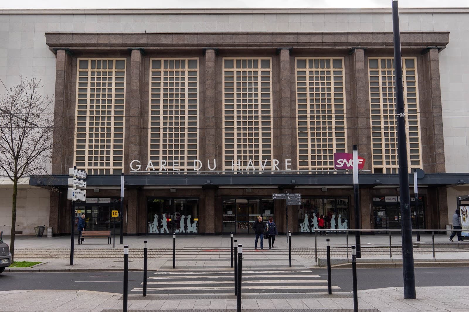 Le Havre Train Station - Image 1