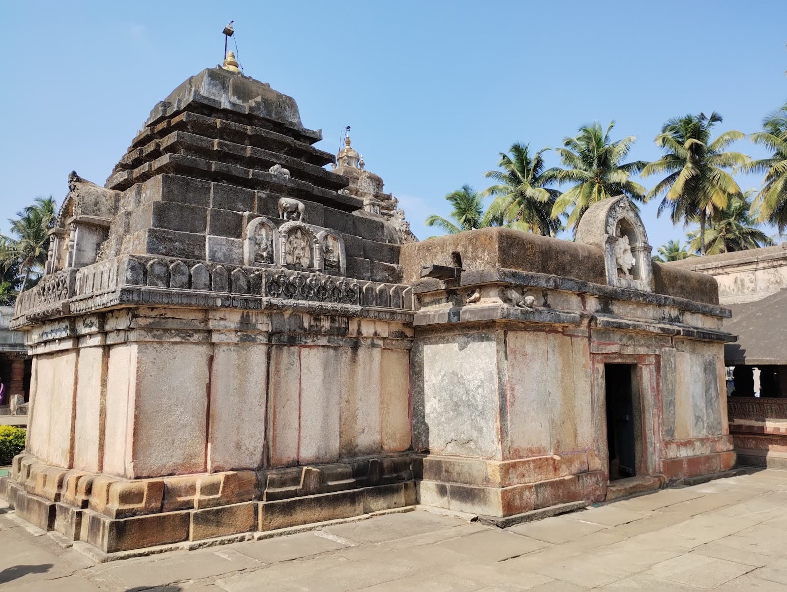 Banavasi Madhukeshwara Temple - Image 1