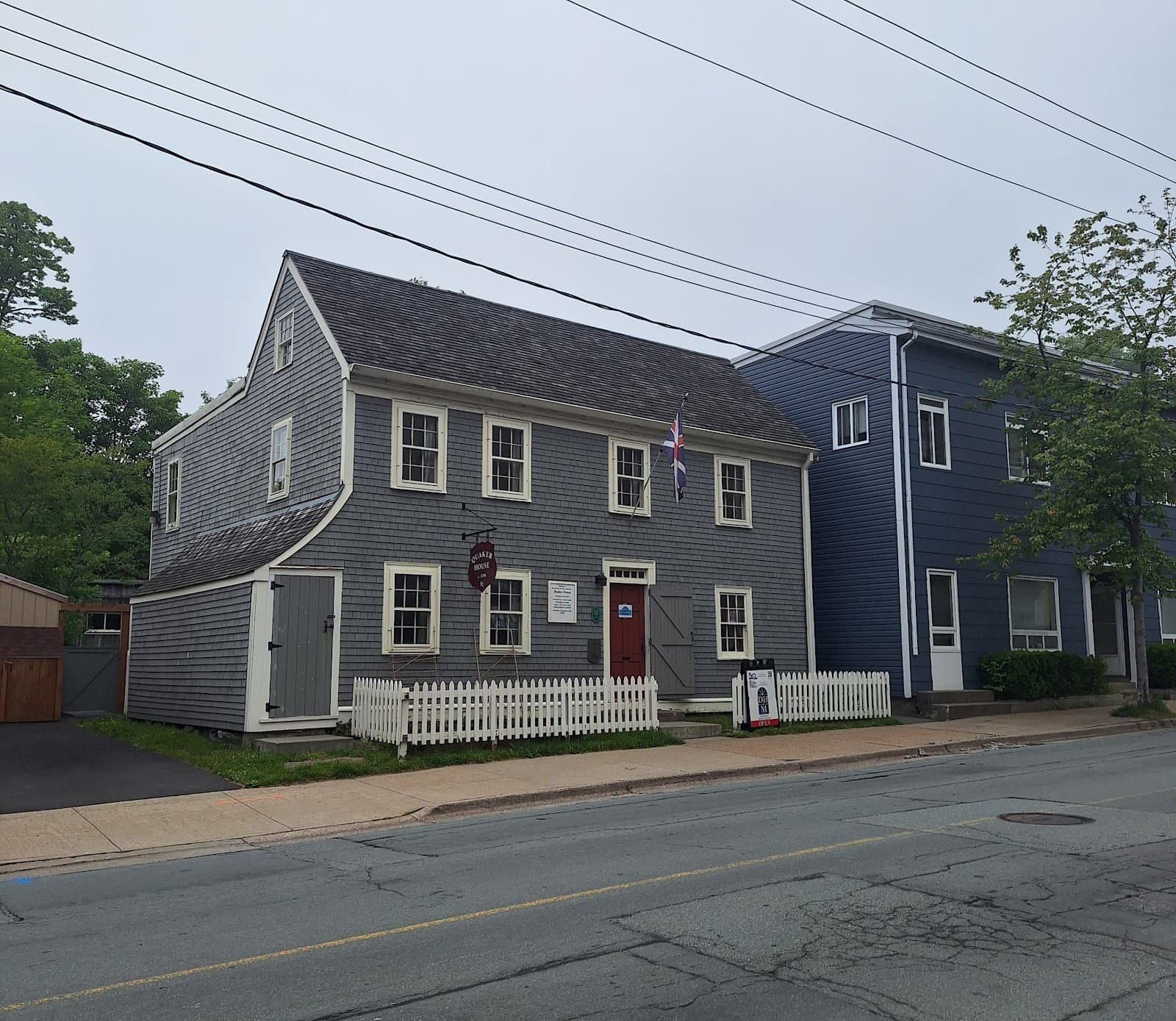 Quaker House Dartmouth - Image 1