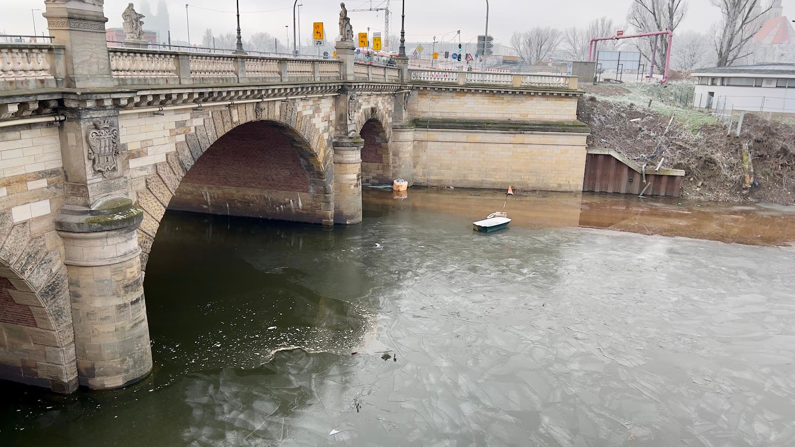 Anna-Ebert Bridge - Image 1