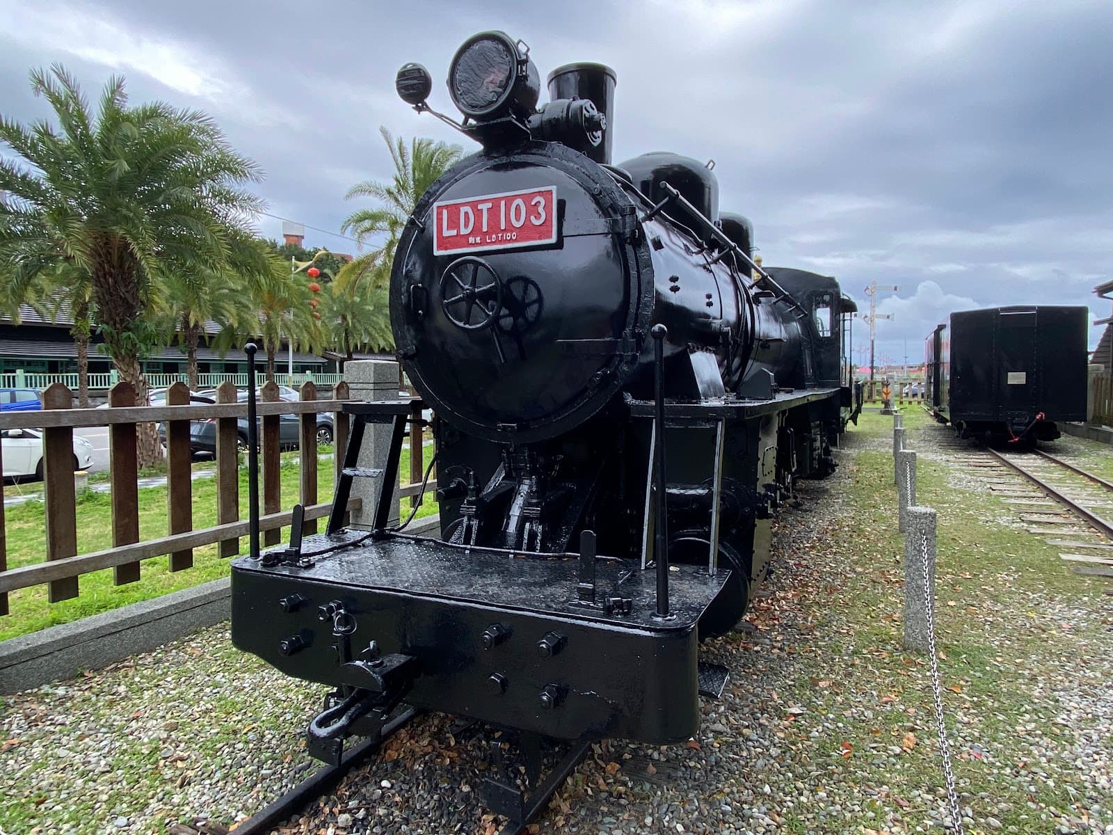 East Gate Old Railway Pedestrian Zone - Image 1