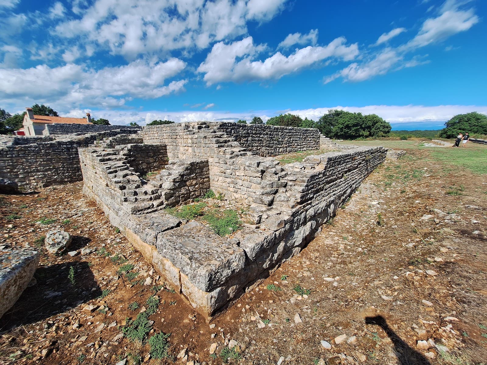 Nesactium Archaeological Site - Image 1