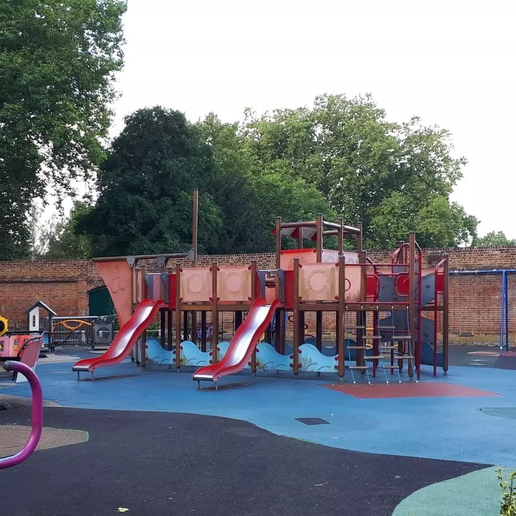 Higginson Park - Image 1