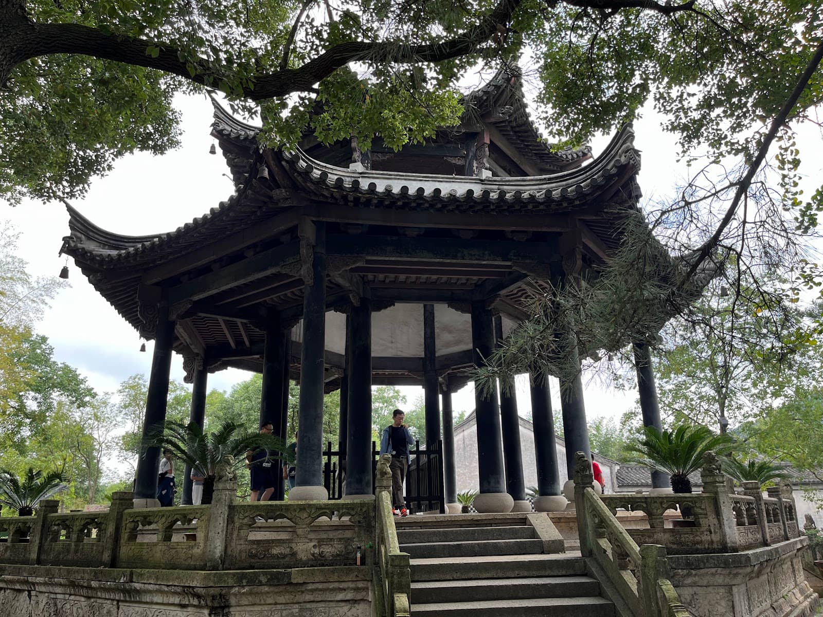 Liushang Pavilion