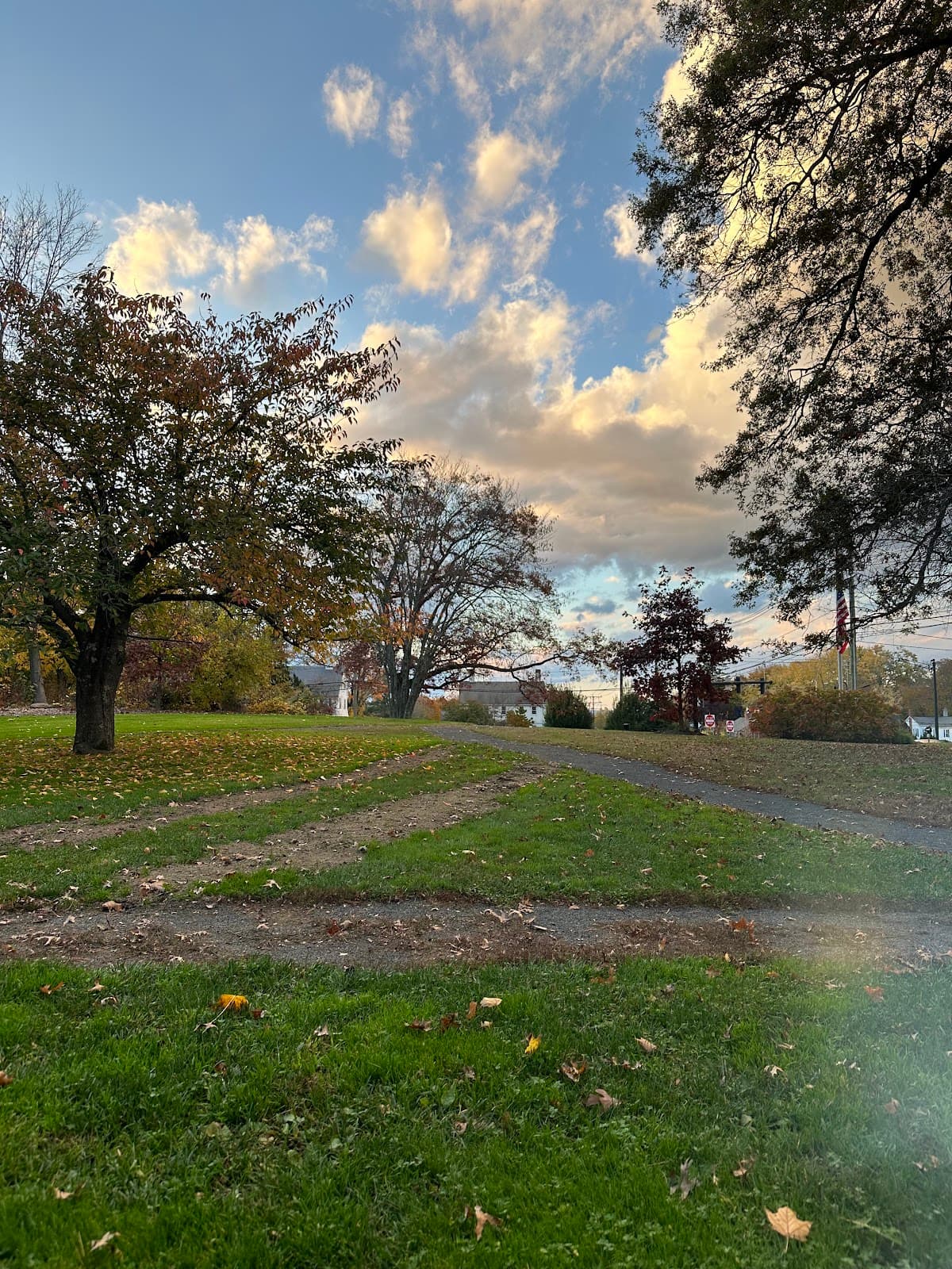 Farmington Village Green and Historic District - Image 1