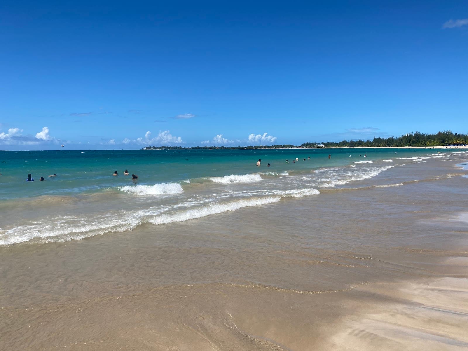 Pine Grove Beach San Juan - Image 1