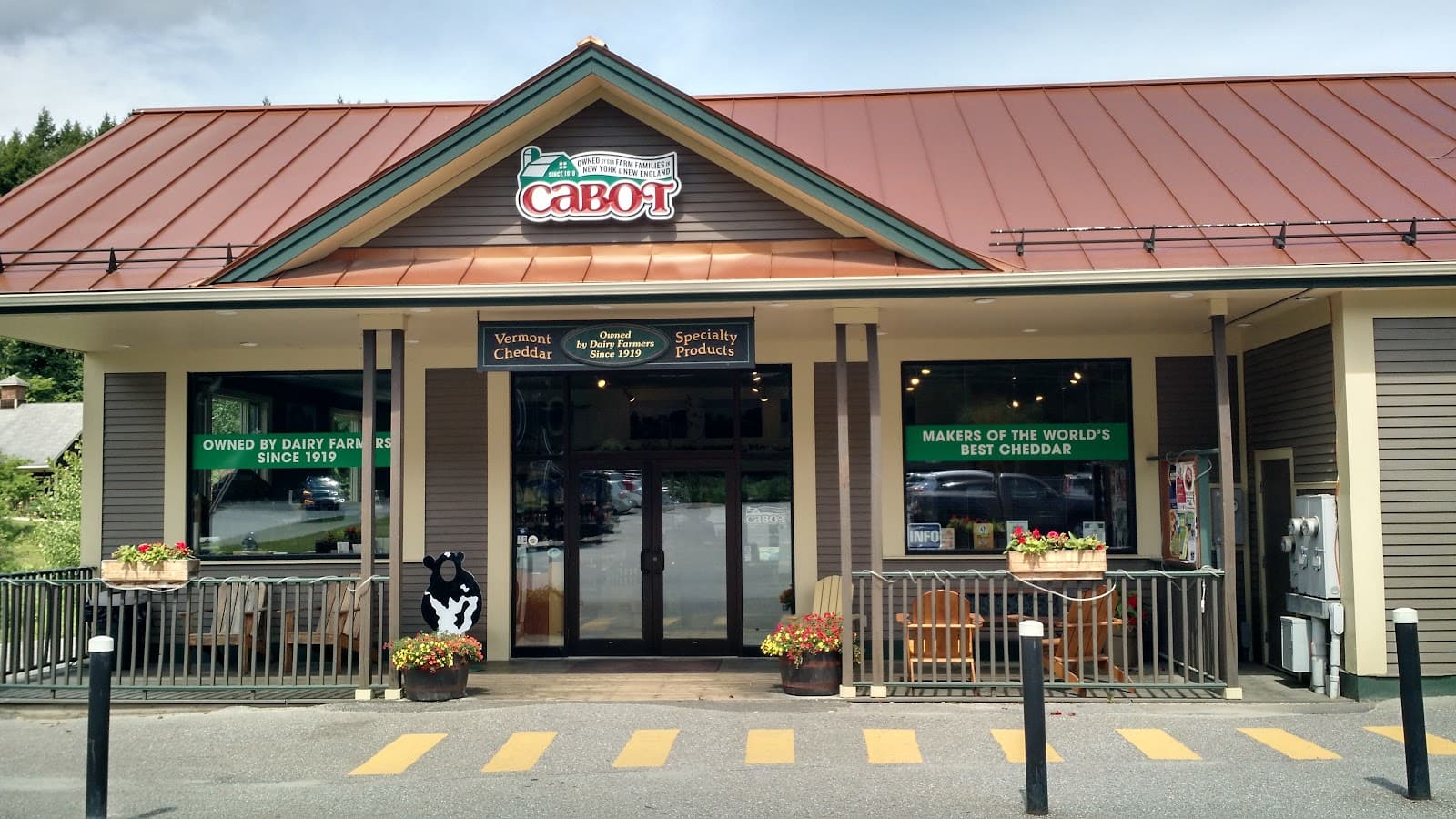 Cabot Annex & Artisan Shops - Image 1