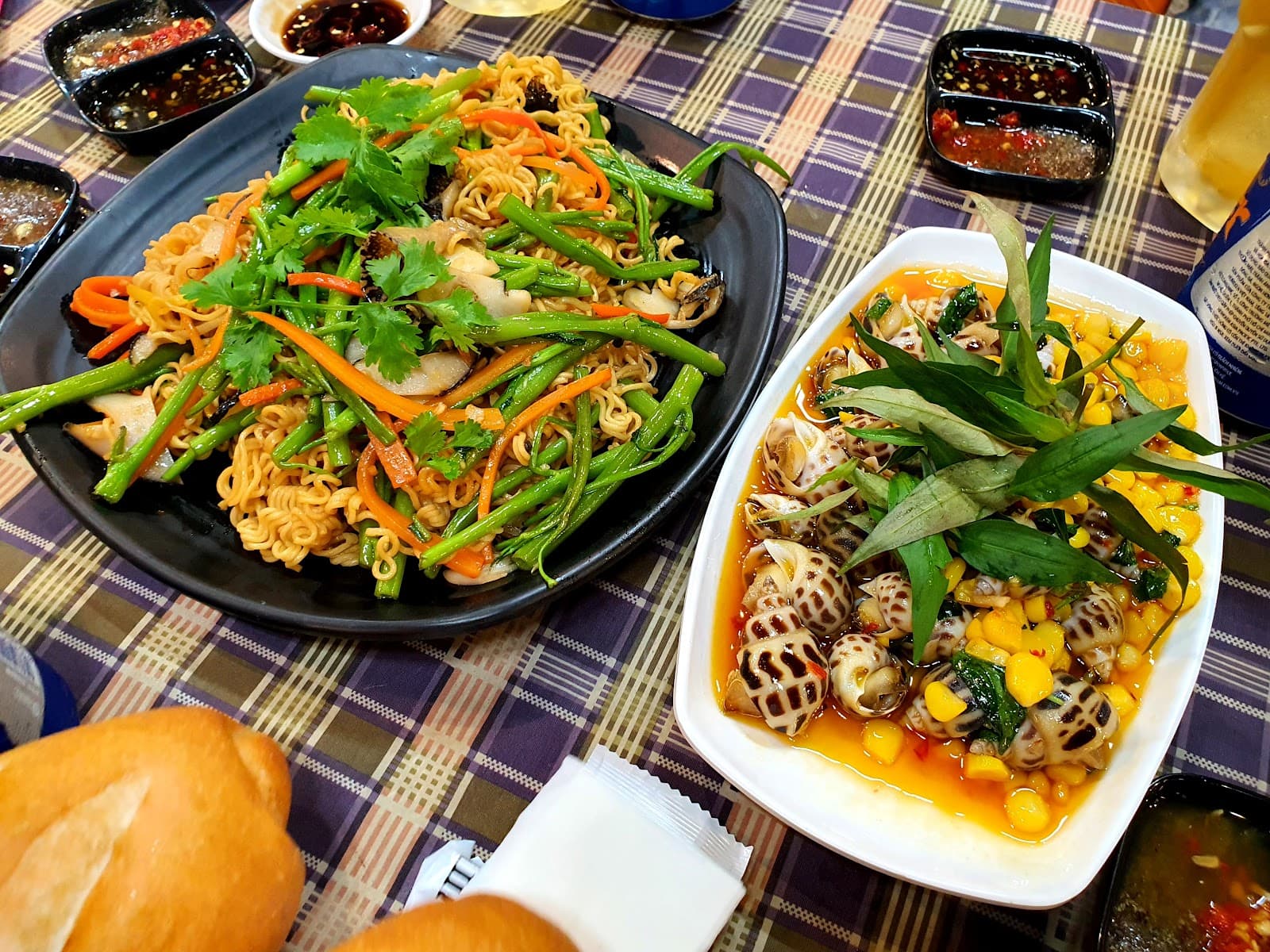 Vinh Khanh Seafood Street - Image 1