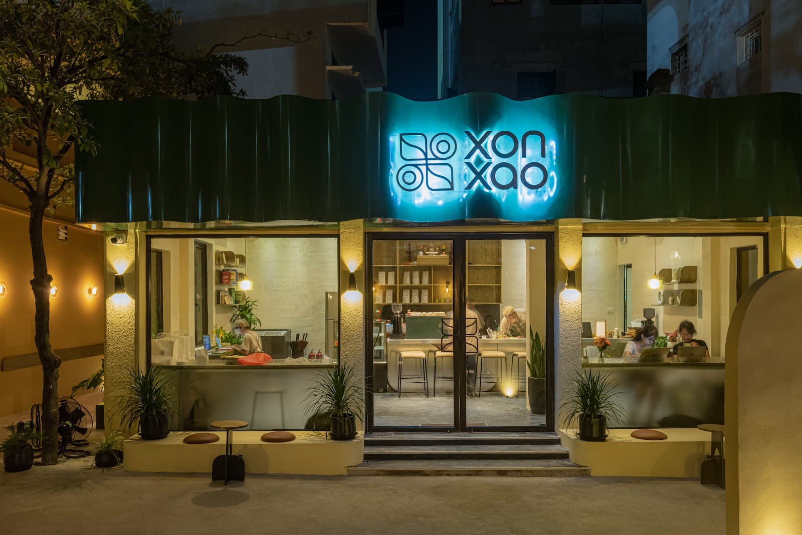 Xon Xao Cafe - Image 1