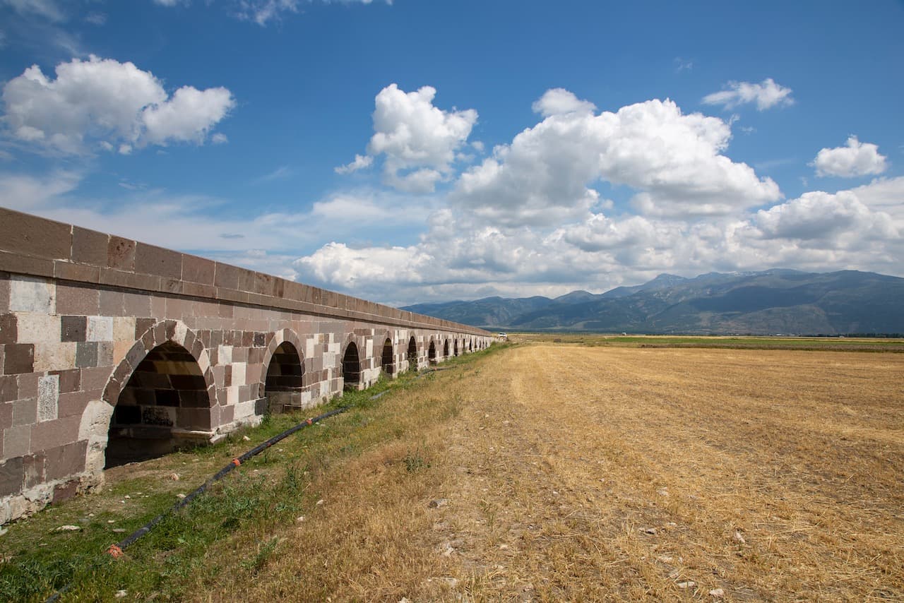 Bolvadin Kırkgöz Bridge - Image 1