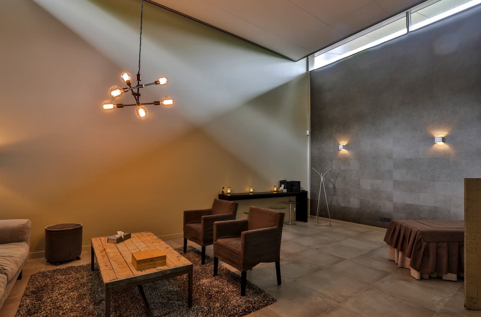 Zuylen Cemetery - Image 1