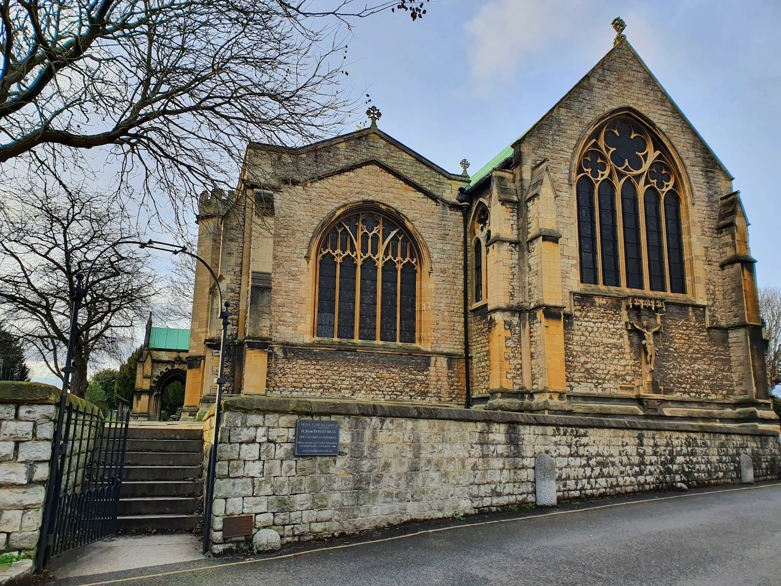 St Nicholas Church, Chiswick - Image 1