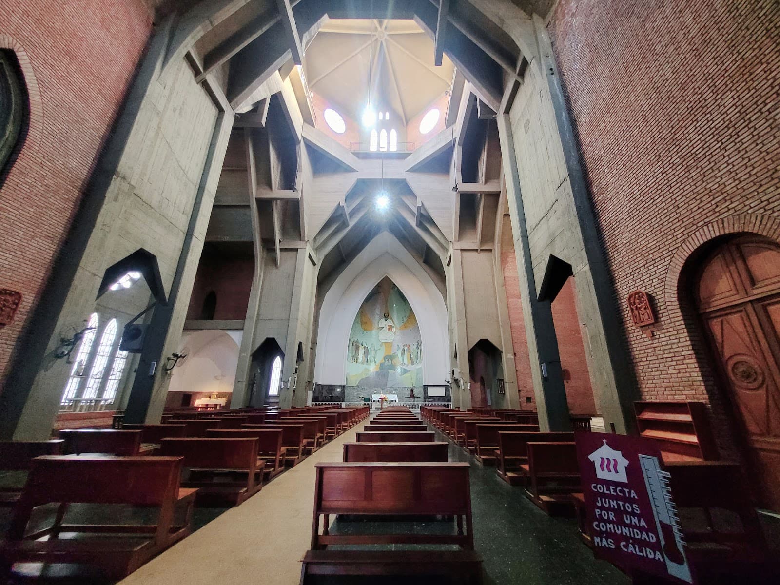 Parroquia Jesús en el Huerto de los Olivos - Image 1