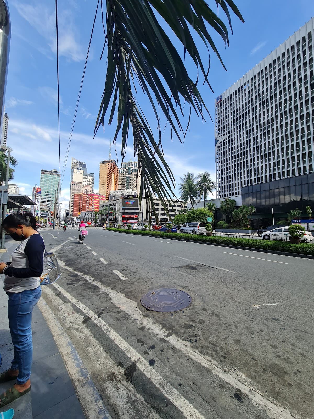 Makati Avenue - Image 1