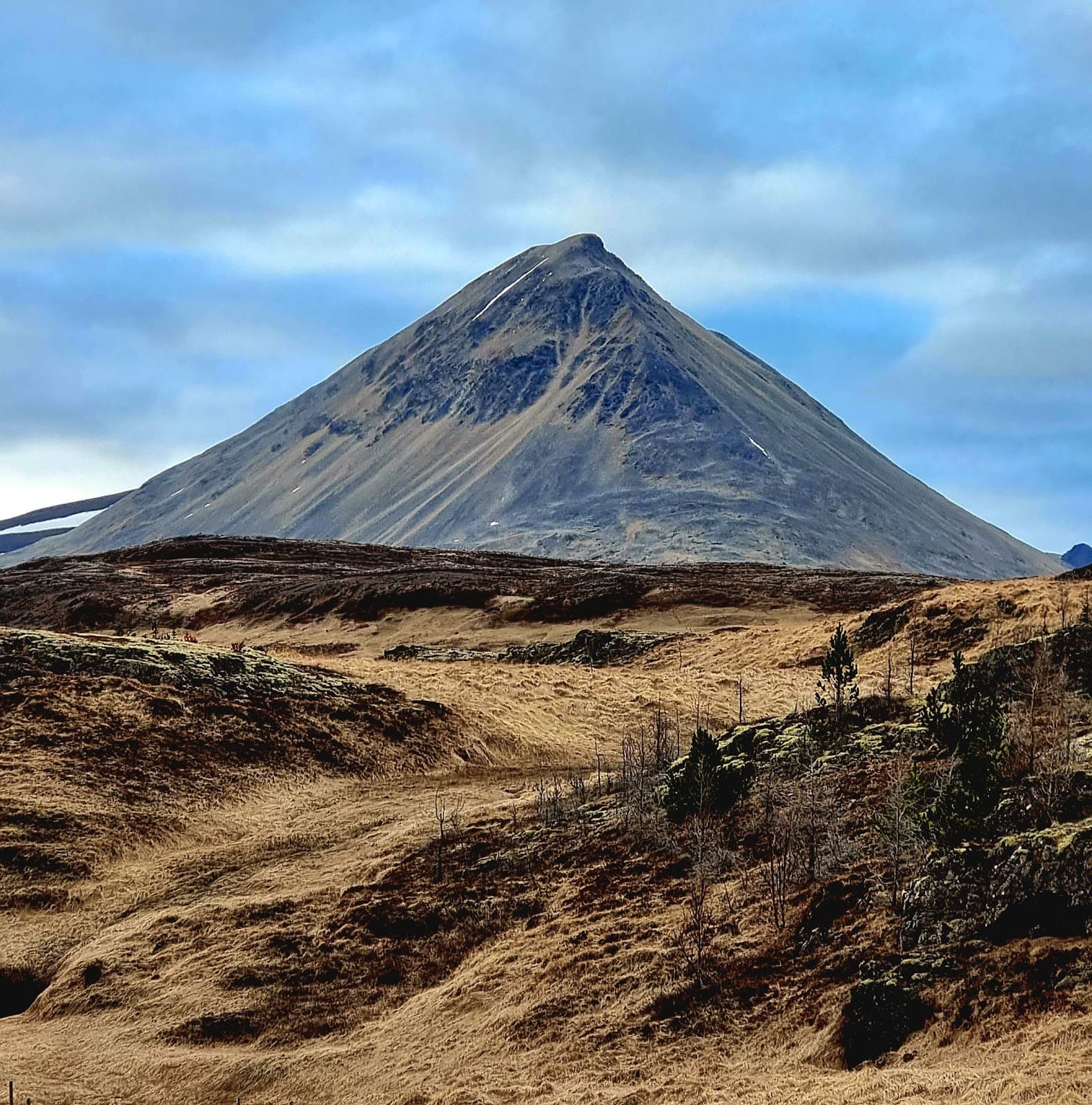 Baula Mountain - Image 1