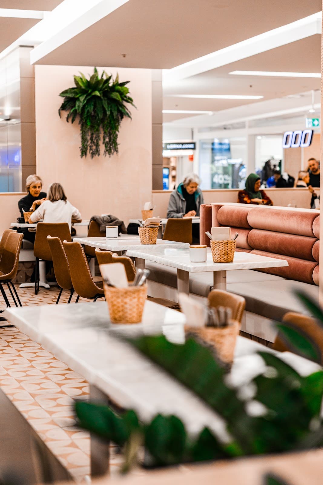 Cafe Capri - Image 1