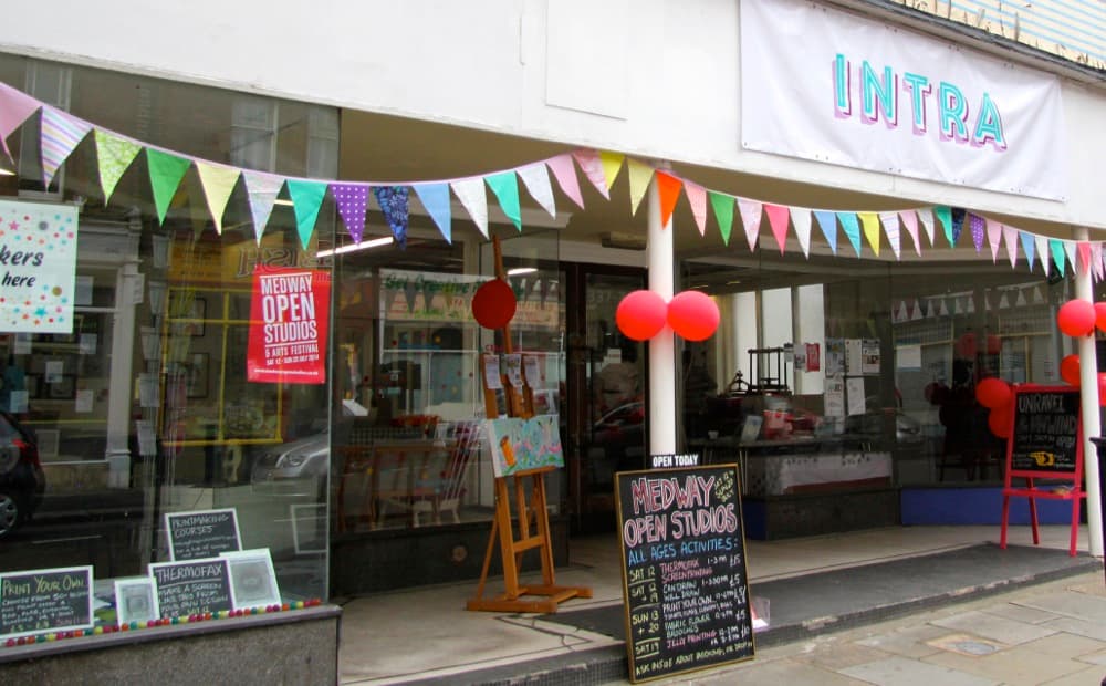 Chatham Intra - Image 1