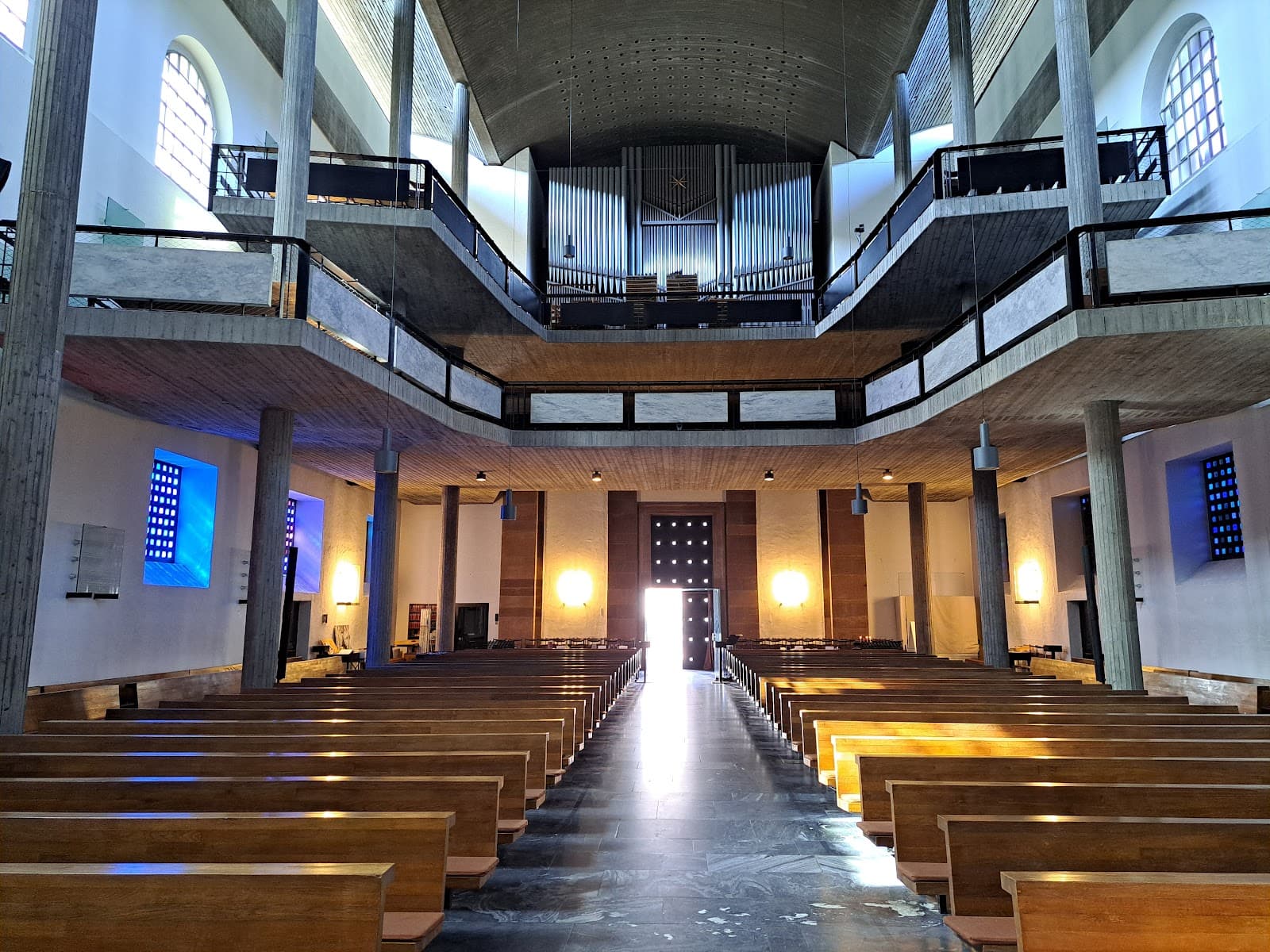 Evangelical City Church Stadtkirche - Image 1