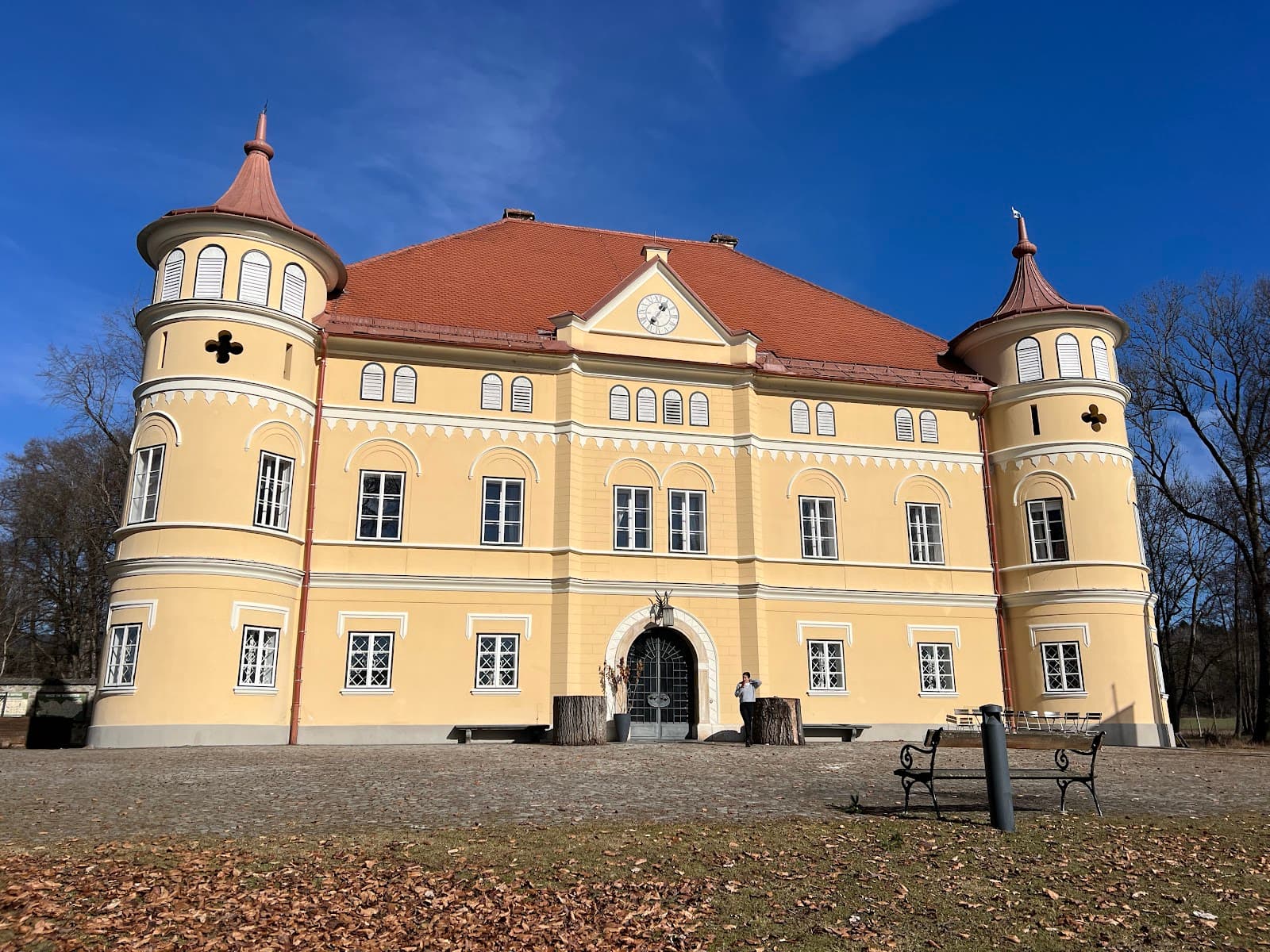 Mageregg Castle and Game Park - Image 1