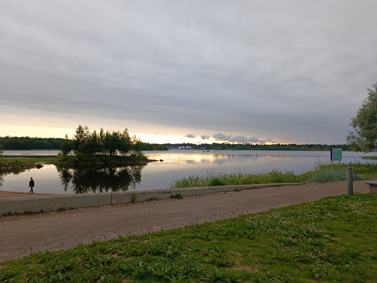 Kiikeli Waterfront Park - Image 1