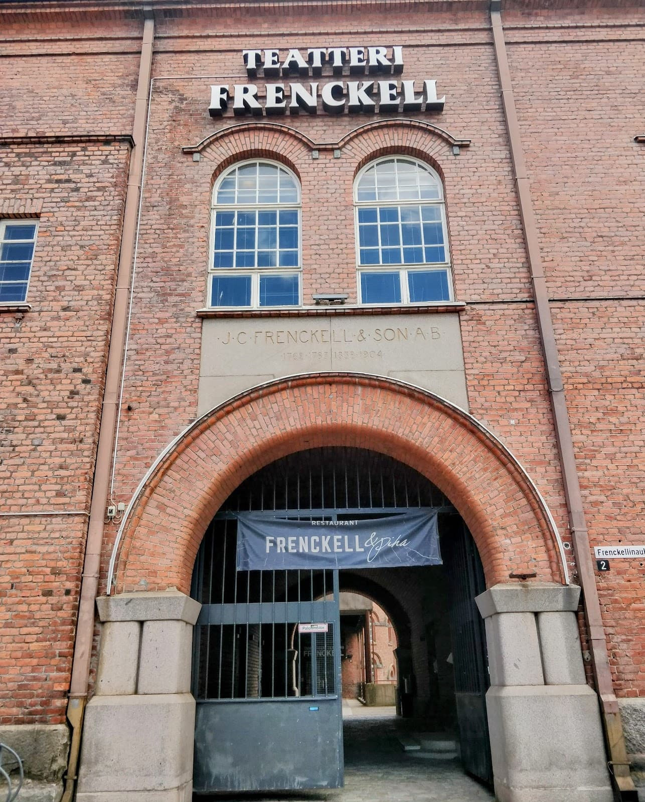 Frenckell Chimney & Square - Image 1