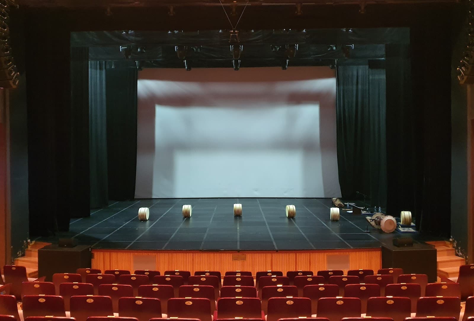 Seongsu Culture & Arts Square - Image 1