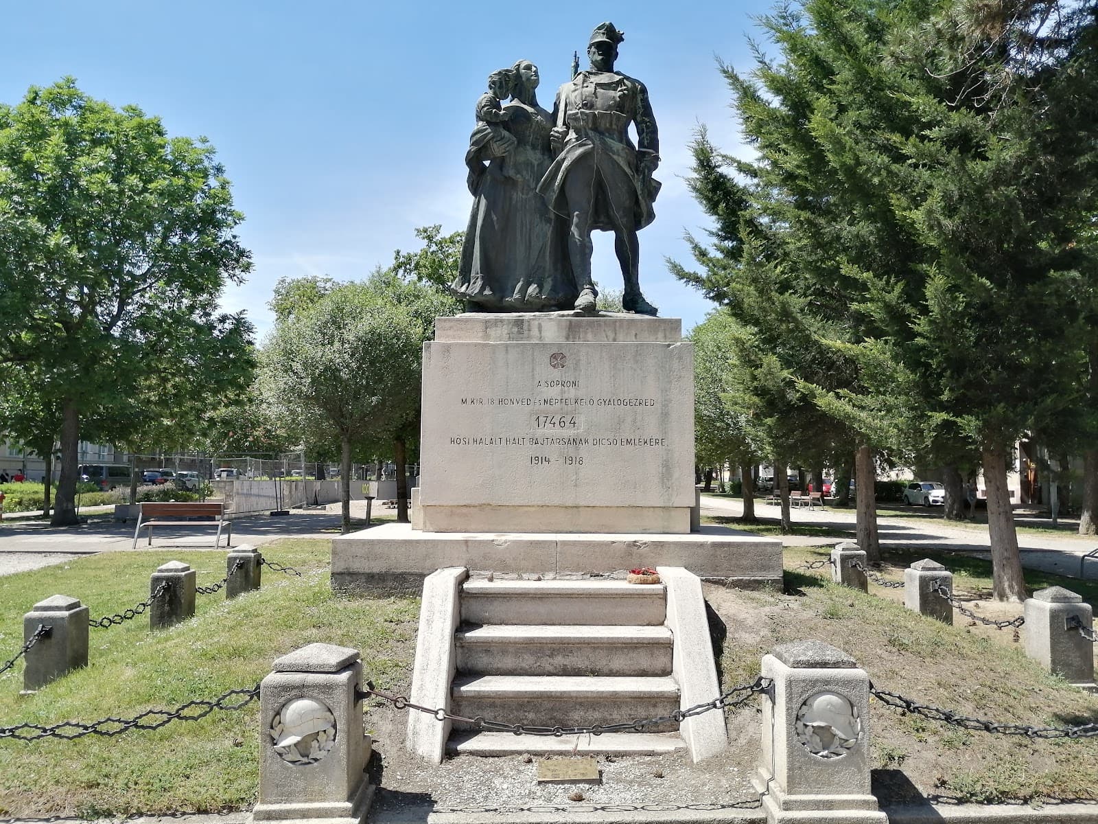 Deák Square - Image 1