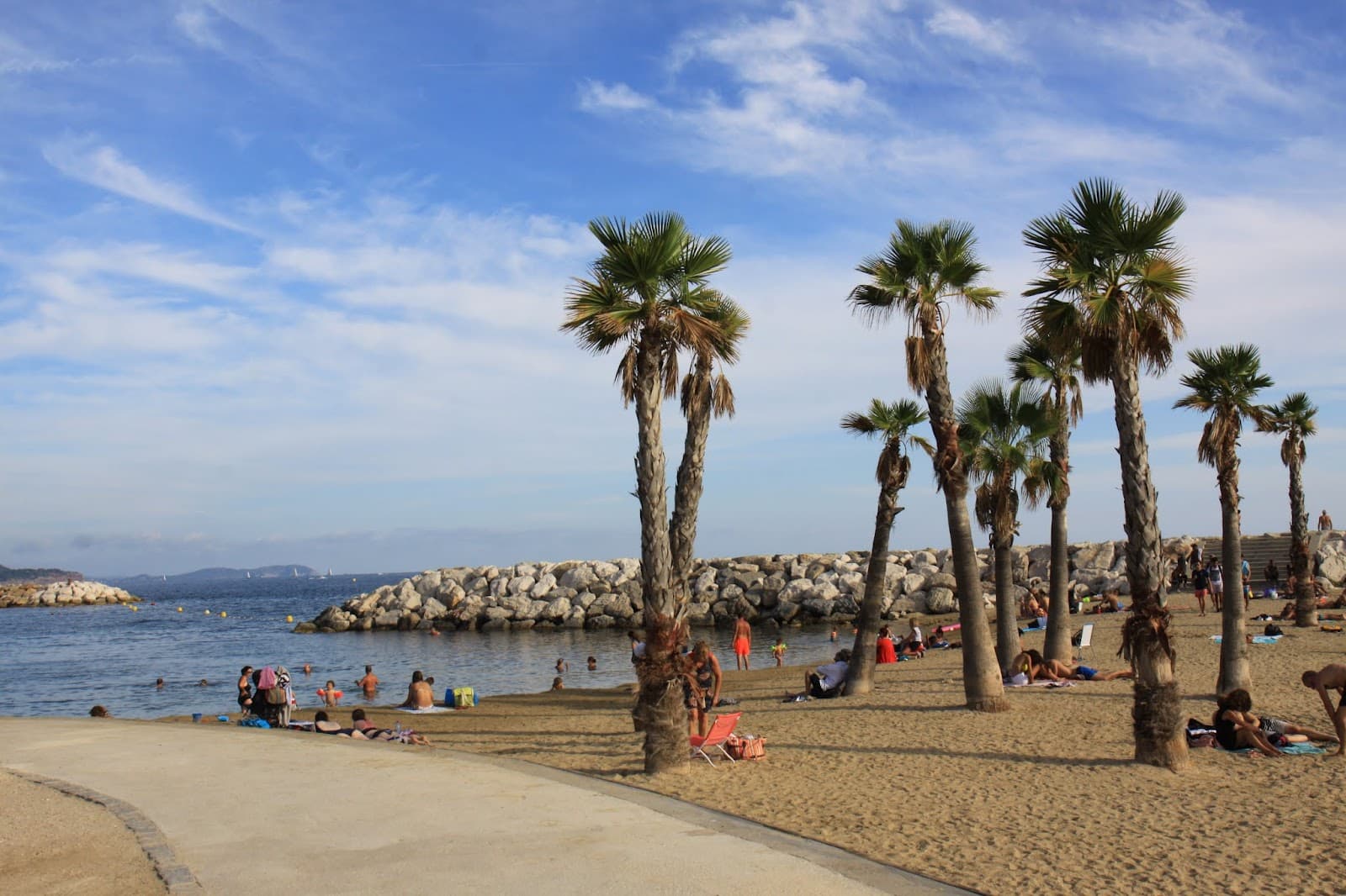 Plages du Mourillon, Toulon (day trip) - Image 1