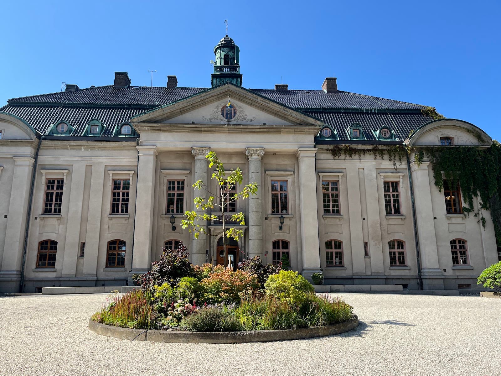 Örenäs Castle & Park - Image 1