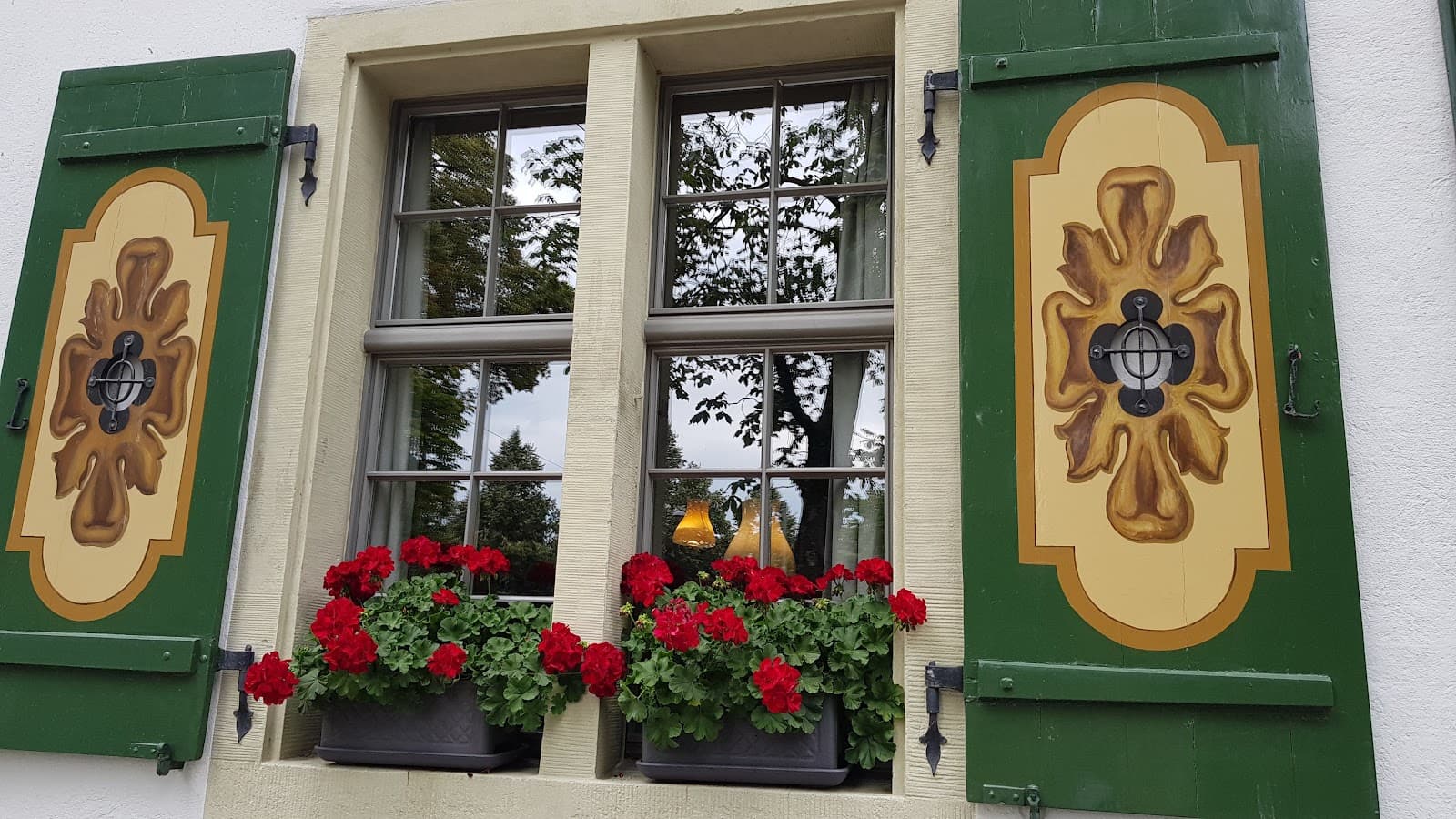 Schloss Wülflingen - Image 1