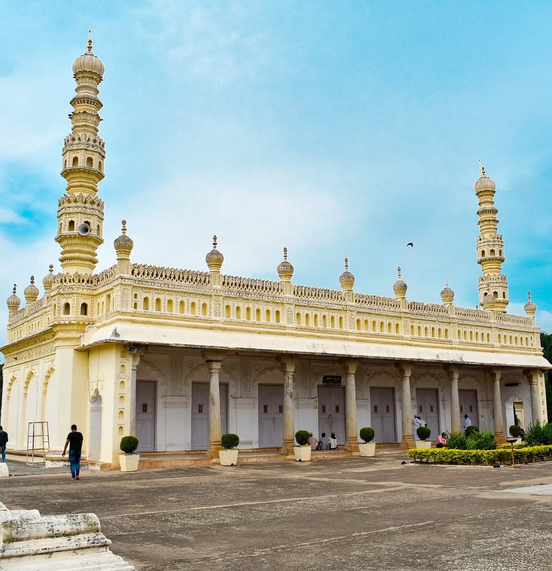 Tipu Sultan's Gumbaz Srirangapatna - Image 1
