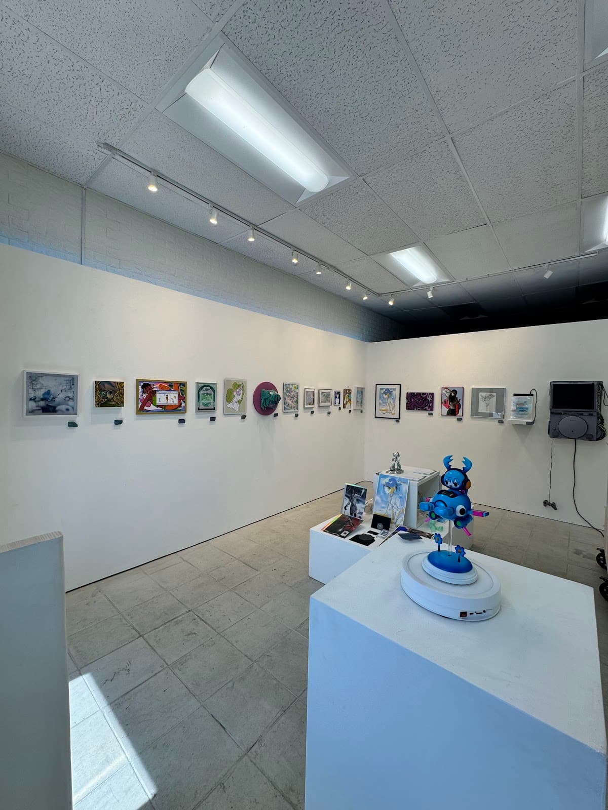 AND/AND Gallery - Image 1