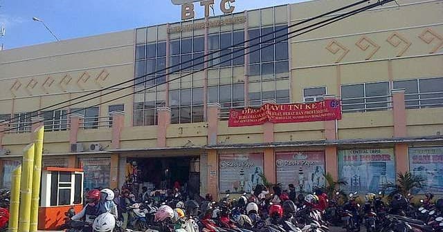 Bambu Kuning Market - Image 1