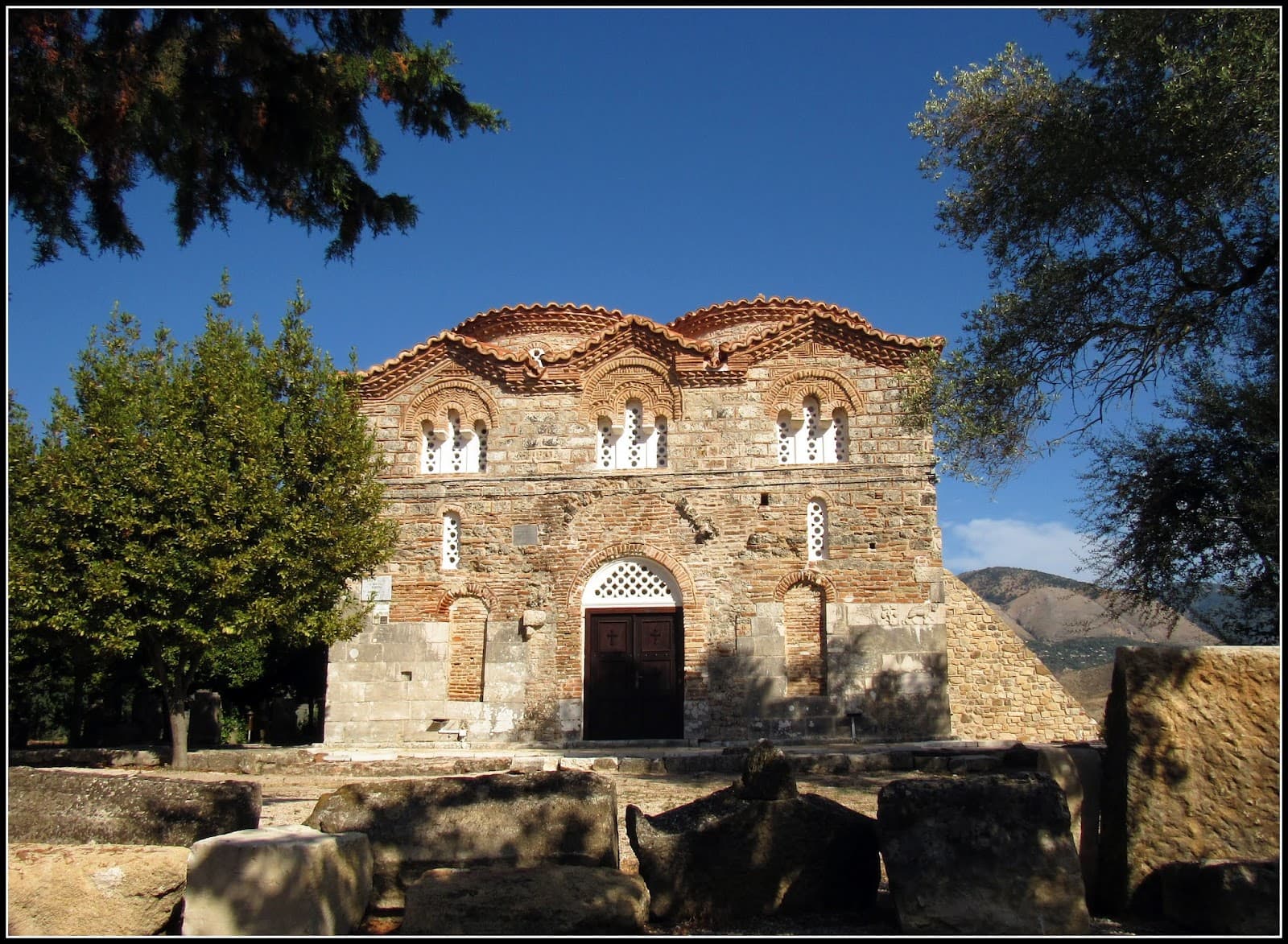 Monastery of Cepo - Image 1
