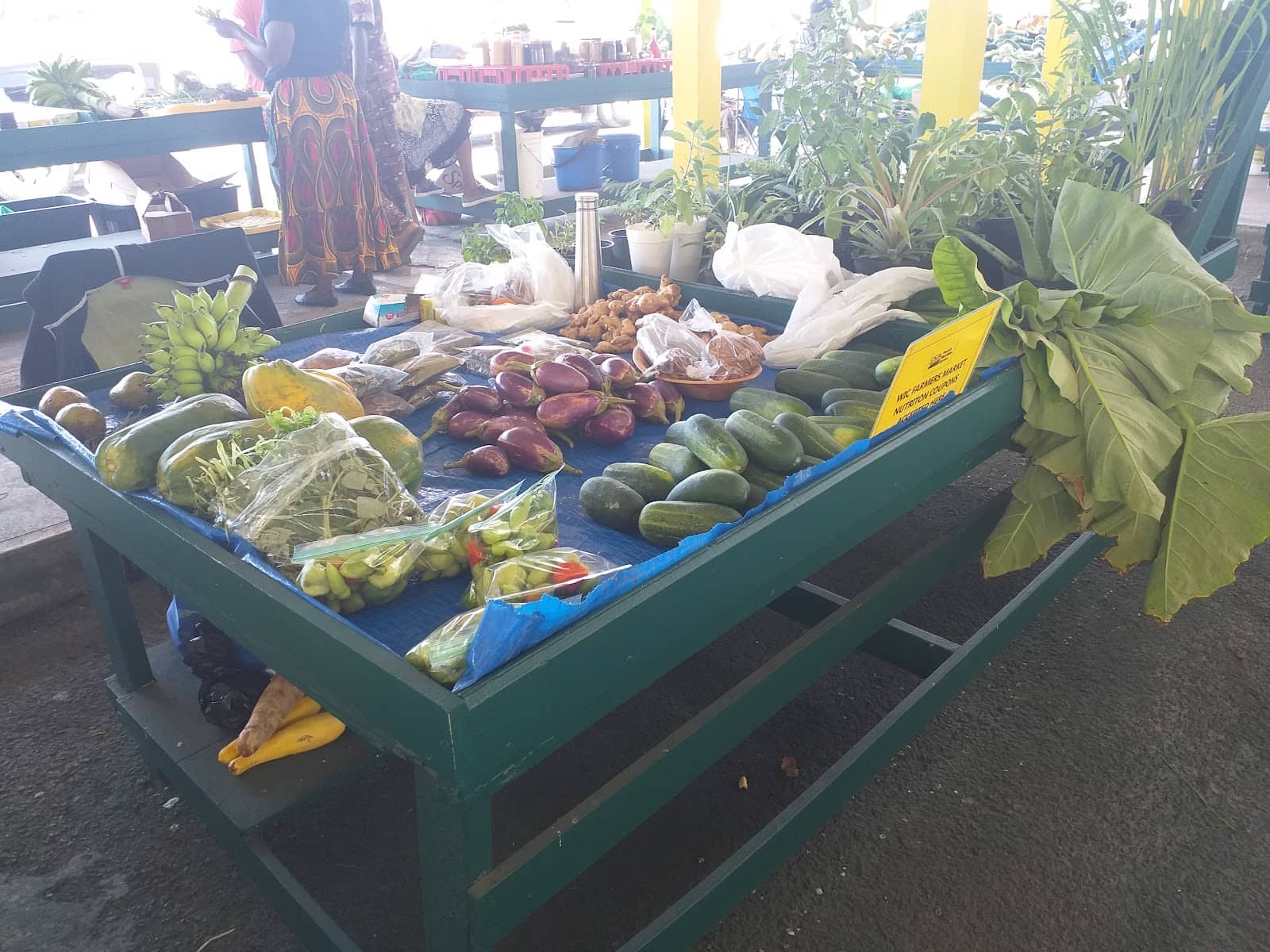 Artisan Goods & Juices