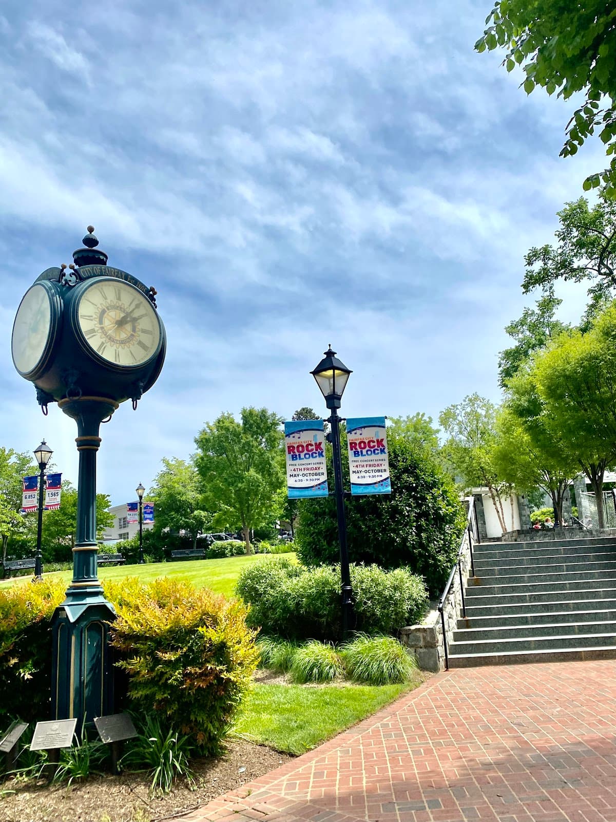 Old Town Square (Fairfax) - Image 1